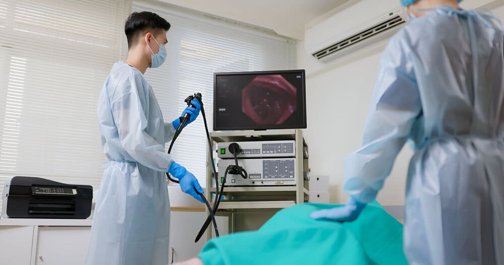 Conducting bronchoscopy